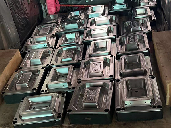 五金模具加工生产